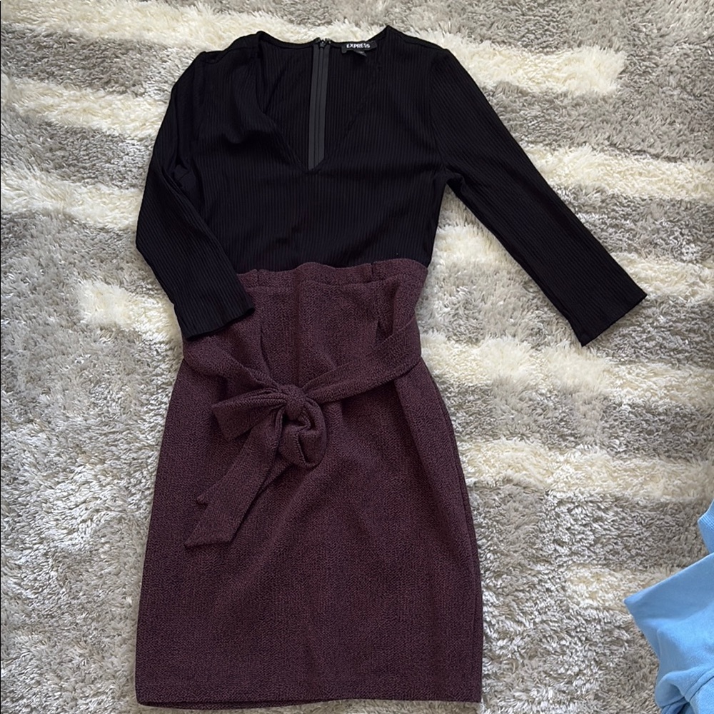 LAST CHANCE DONATING THIS WEEK 🛍️ Express Belted 3/4 Sleeve Sweater Dress